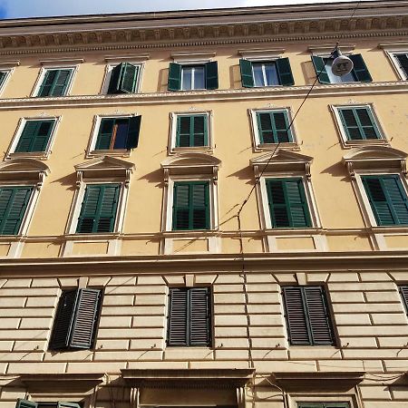 3 Lati Di Pitagora B&B Rome Extérieur photo