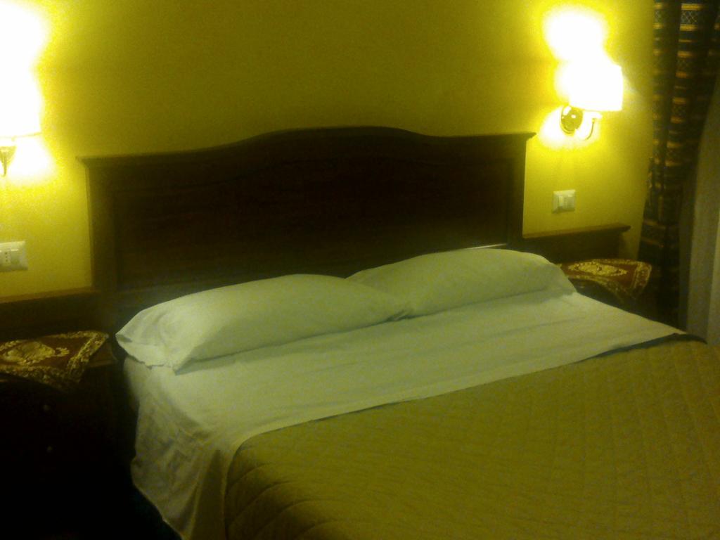 3 Lati Di Pitagora B&B Rome Extérieur photo