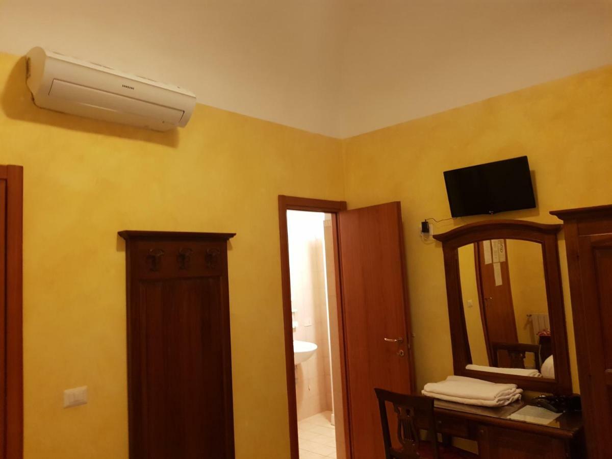 3 Lati Di Pitagora B&B Rome Extérieur photo